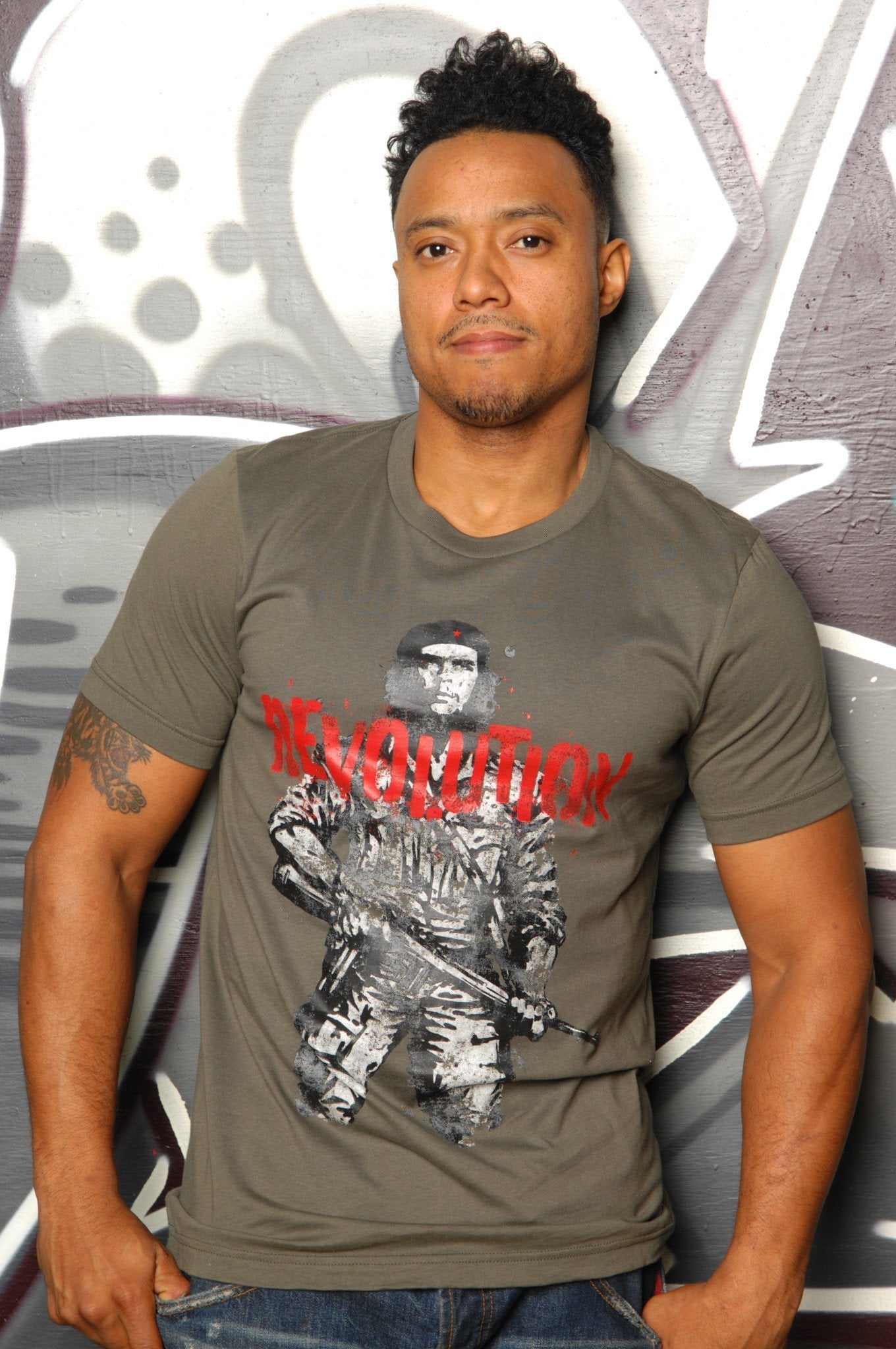 Che Revolution Tee - Simple Stature