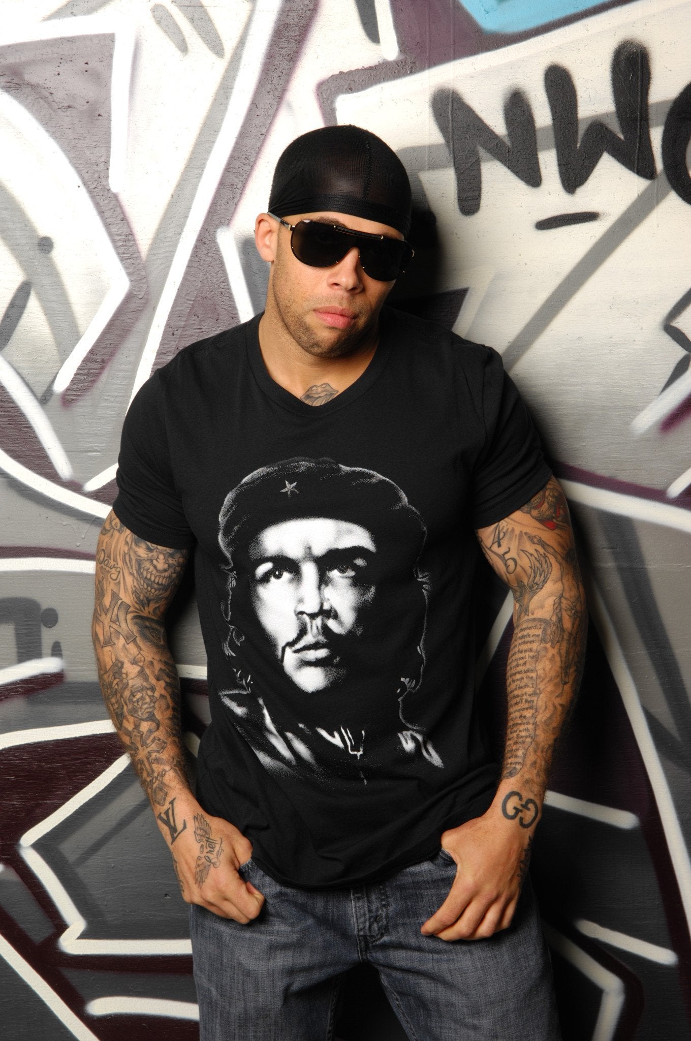 Che Tee - Simple Stature