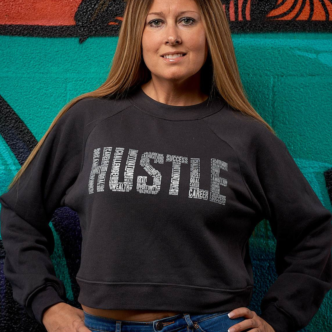 Hustle Crop Pullover - Simple Stature