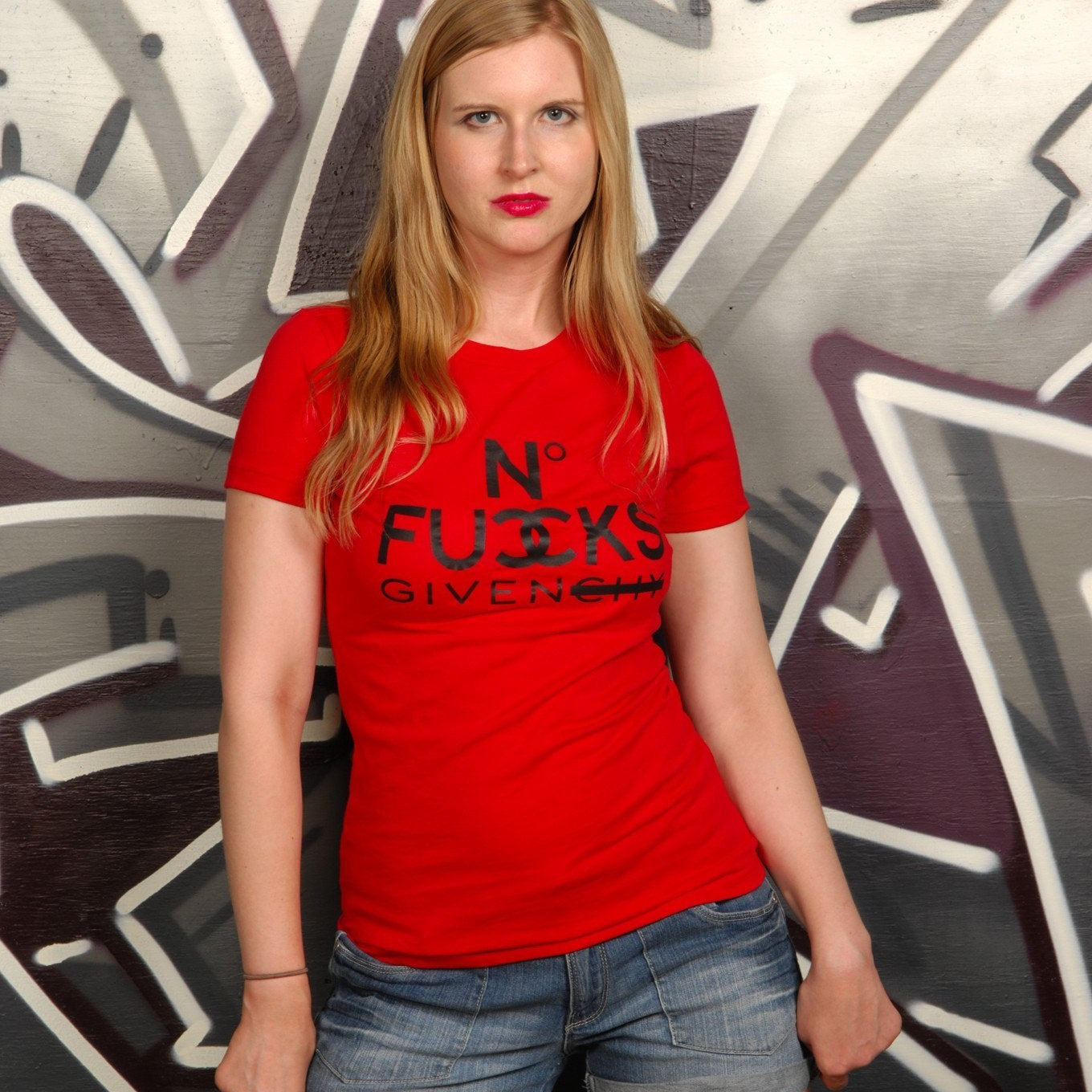 No Fucks Given Tee - Simple Stature